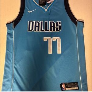 Nike Men's Dallas Blue Basketball Jersey